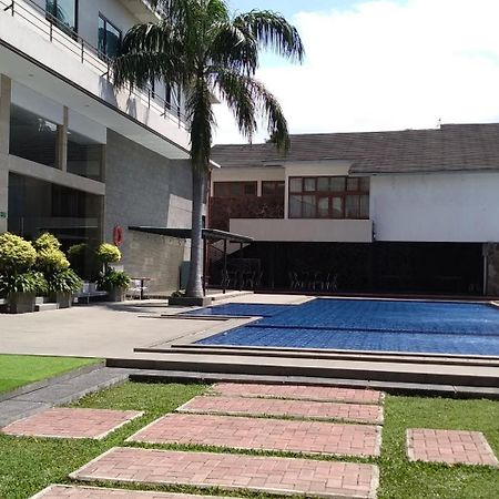 Novena Hotel Bandung Lembang Exteriör bild